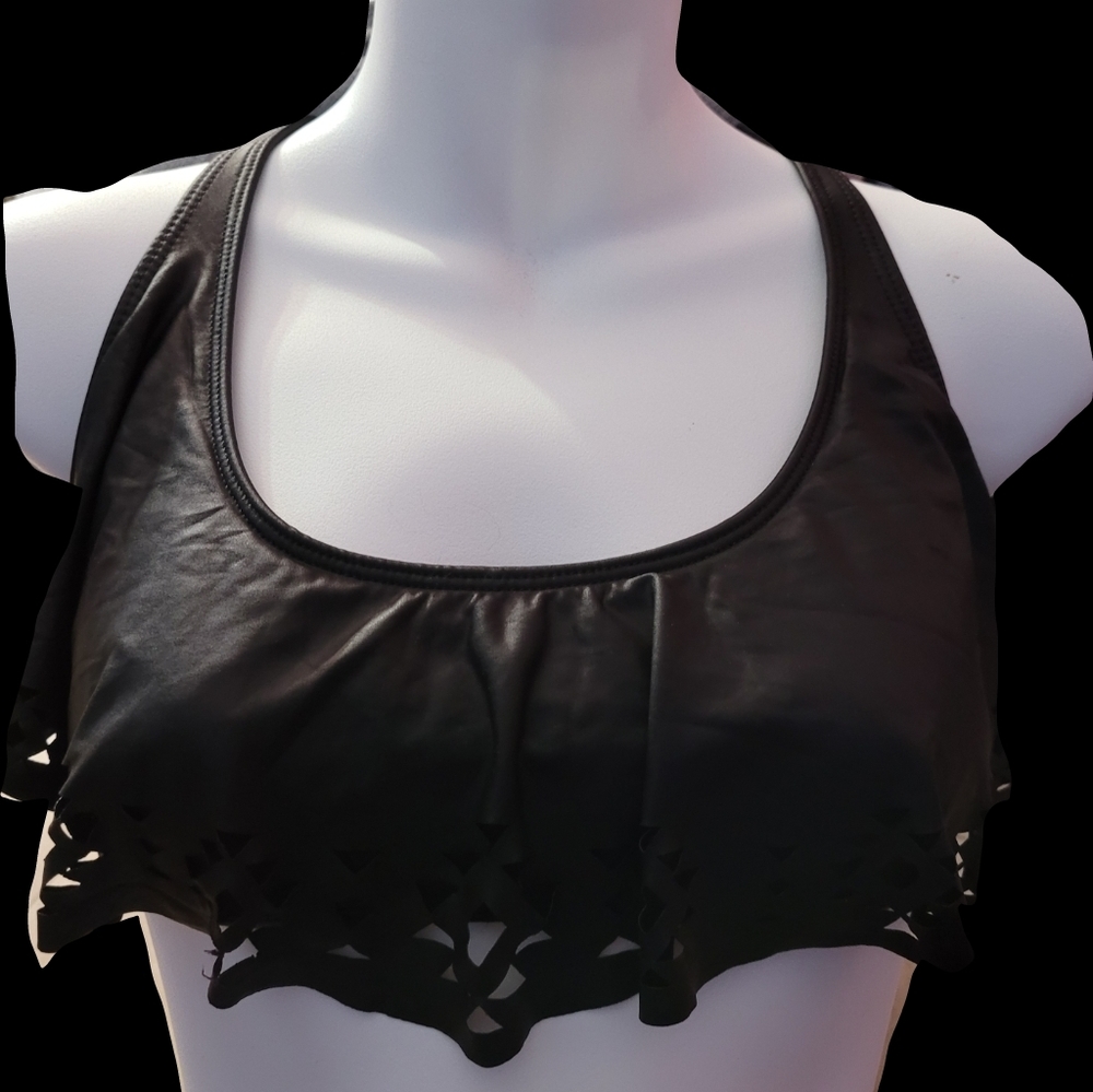 Top swimwear